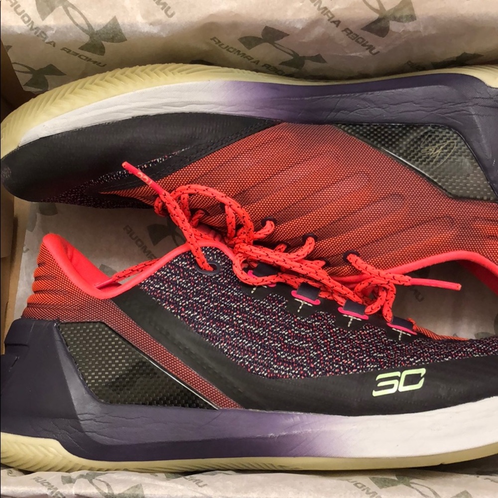 Under Armour - Picture 2 of 5